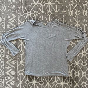 GUC Zenana Outfitters S Light Gray Heathered Women's Blouse T-shirt Long Sleeve